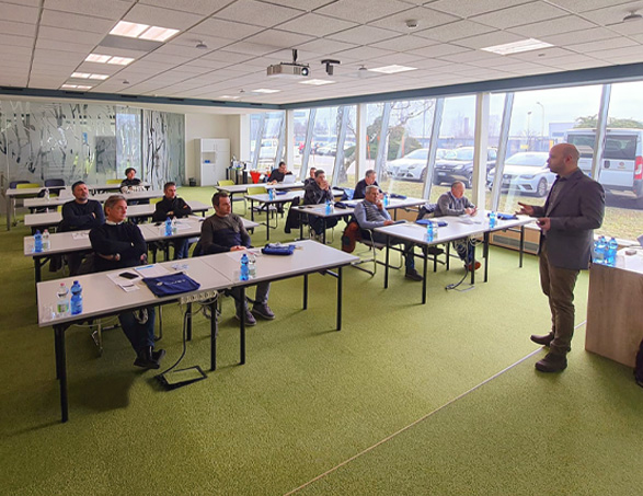 Organiser le cours dans une salle de formation à Feltre, la proposition de formation